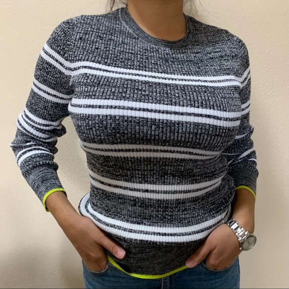 Never worn, comfy striped sweater, fitted! - Picture 2 of 4